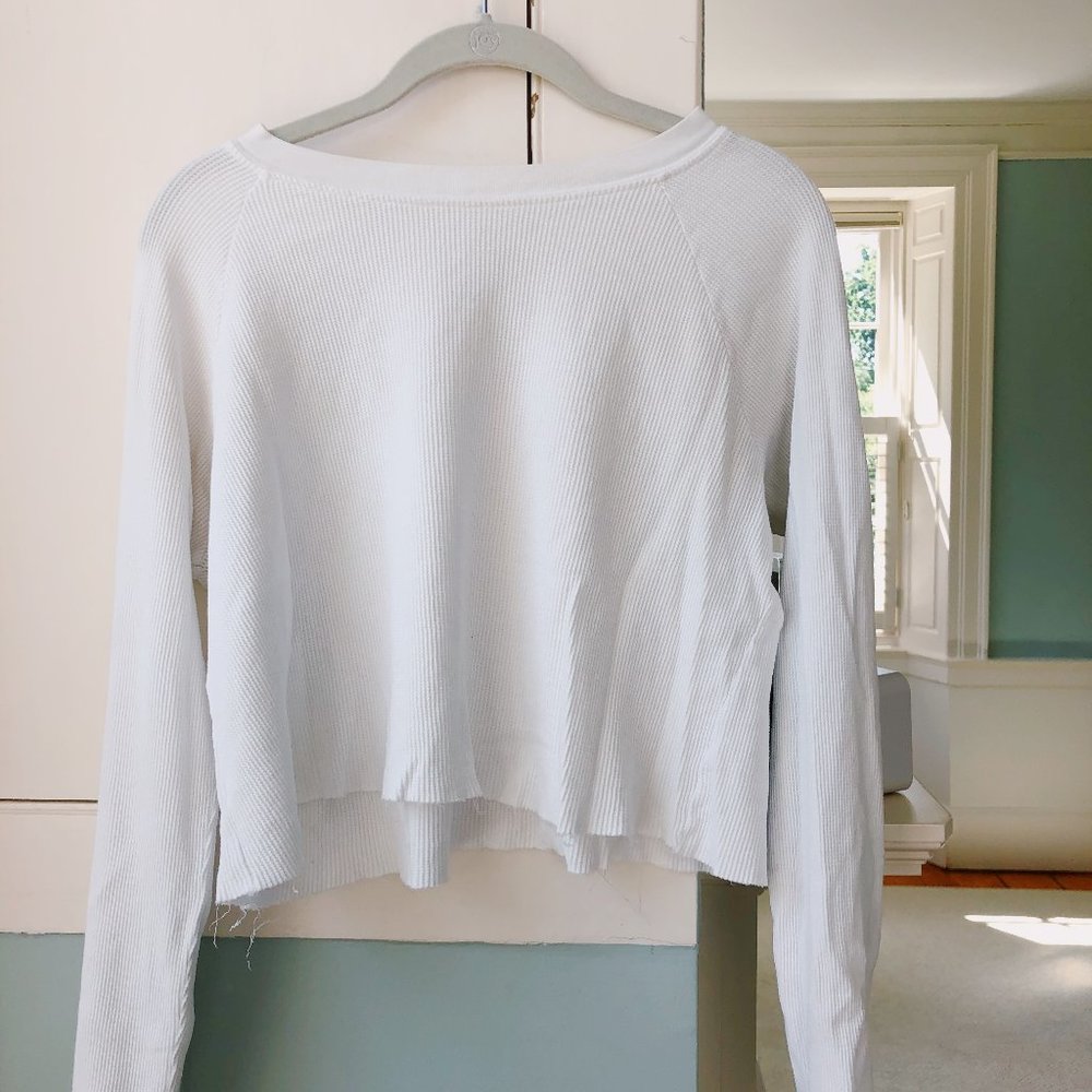 brandy melville: white cropped waffle